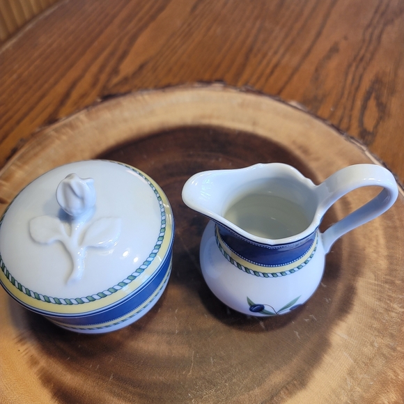 VTG Hutschenreuther Medley German Creamer and Lidded Sugar Bowl - Picture 2 of 13